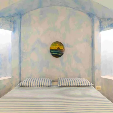 Exclusive Retreat Just A Few Meters From The Sea
