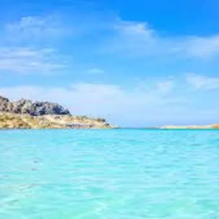 Exclusive Retreat Just A Few Meters From The Sea Appartamento *